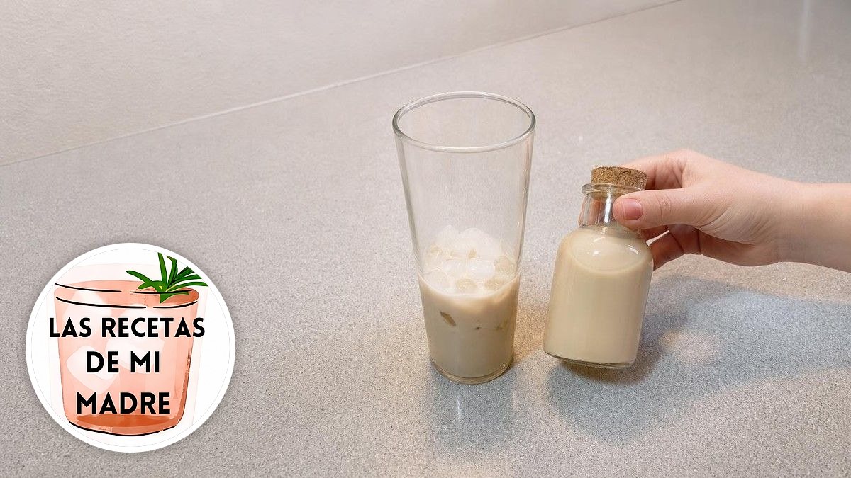 Crema casera de Baileys de Lorena, con su foto de perfil en un montaje de HolyCook