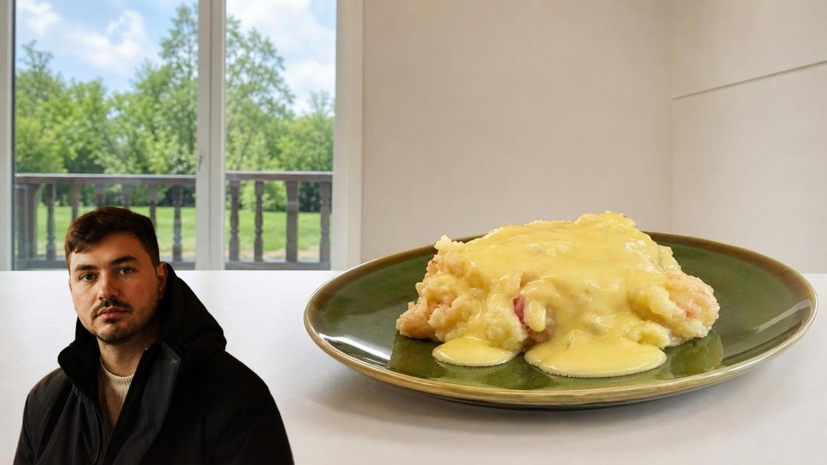 Ángel Cárcoba Gutierrez, con su retrato recortado sobre Ensaladilla de gambas al ajillo, en un montaje de HolyCook