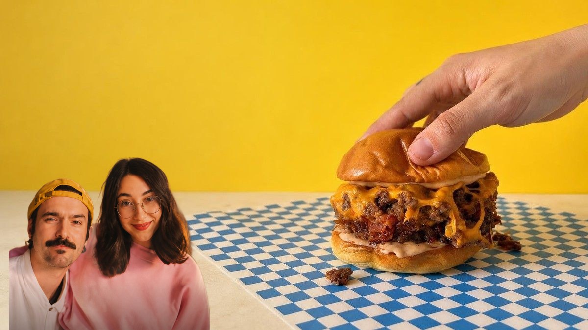 @missmrchili, con su retrato recortado sobre Hamburguesa Kevin Bacon casera, en un montaje de HolyCook