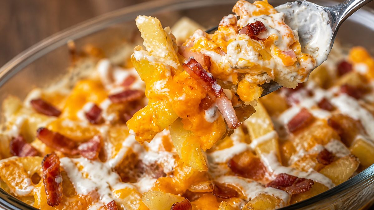 Patatas con bacon y cheddar en freidora de aire, receta de recetasparavagoz