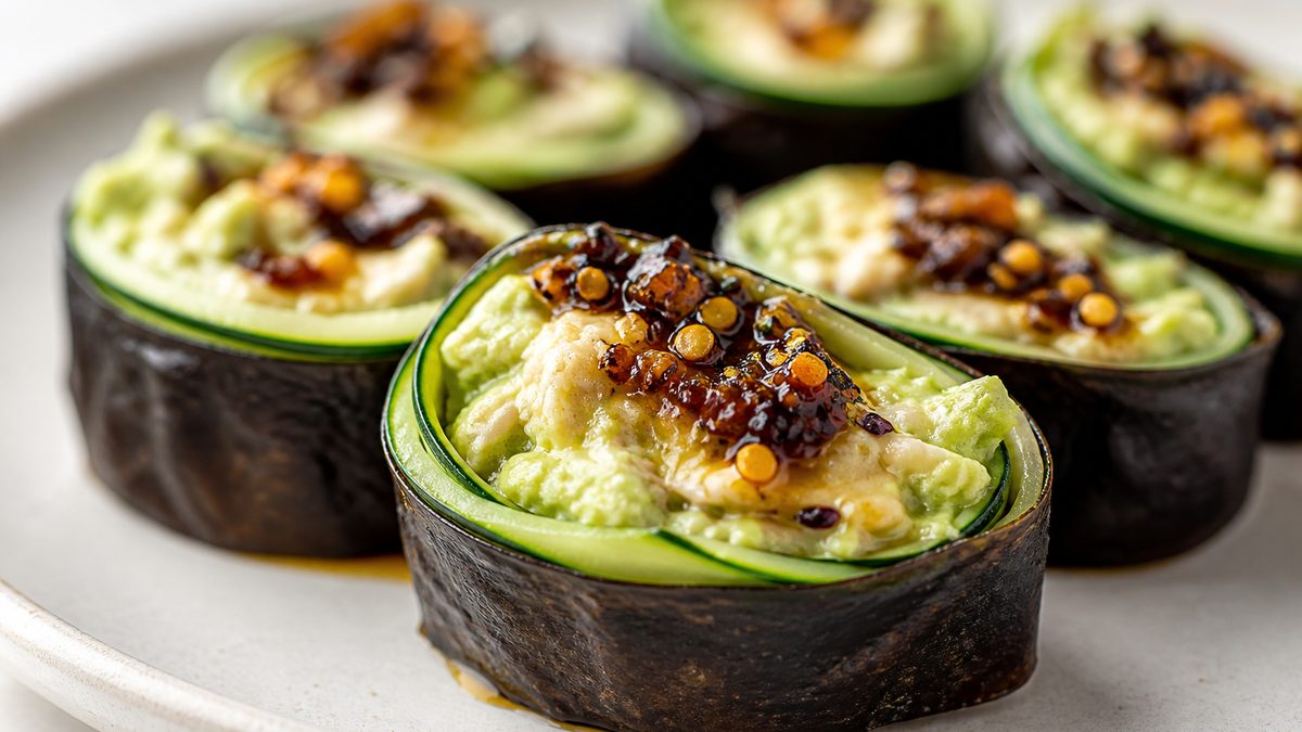 Rollos de sushi de calabacín, aguacate y pollo, receta de cocinafamiliar_recetas