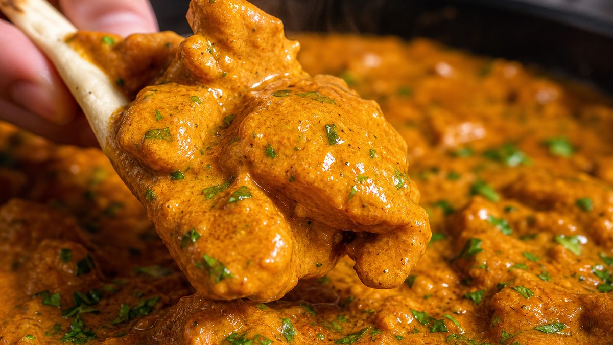 Ugar90 publica su Butter Chicken: salsa con la marinada y leche de coco