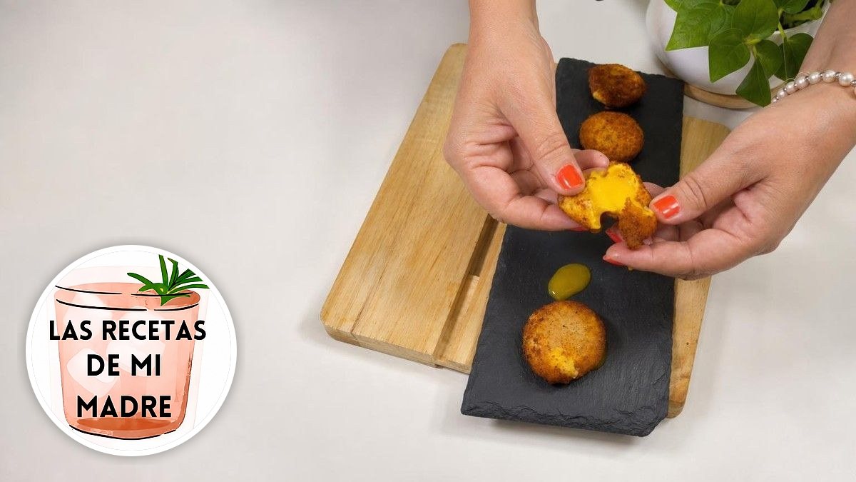 Bombas de yema de Lorena, con su foto de perfil en un montaje de HolyCook