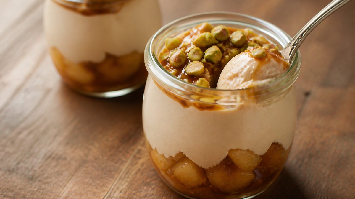 Yogur de foie con manzana caramelizada, @aaroncocina